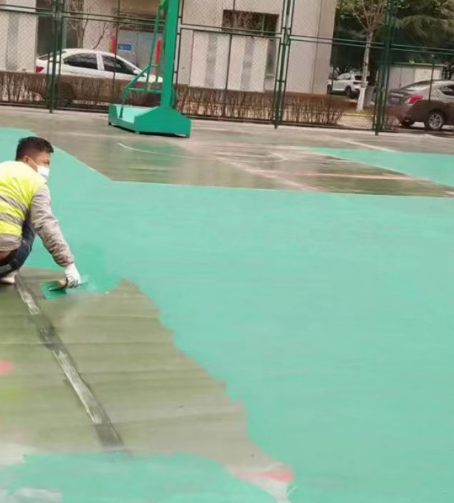 南川球场地面翻新